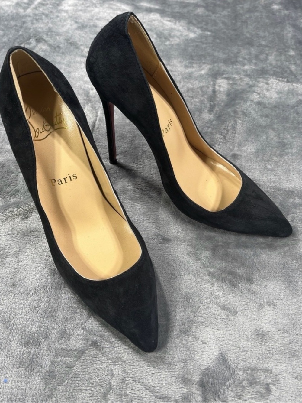 Louboutin 38 Black Suede Pointed Toe Stiletto Pumps So Kate 110